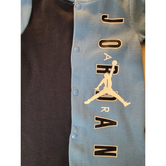 NWT Boys Size 9 Months Jordan One Piece Outfit or Pajamas Air Jordan Michael - Picture 4 of 5